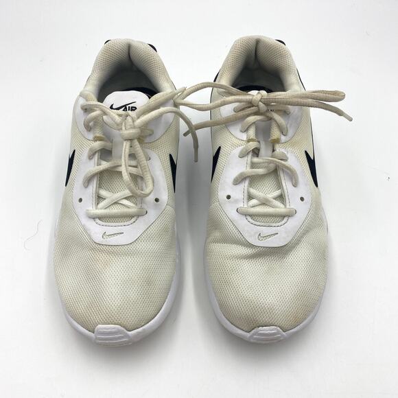 Nike Air Max Oketo Sneakers - Picture 2 of 9